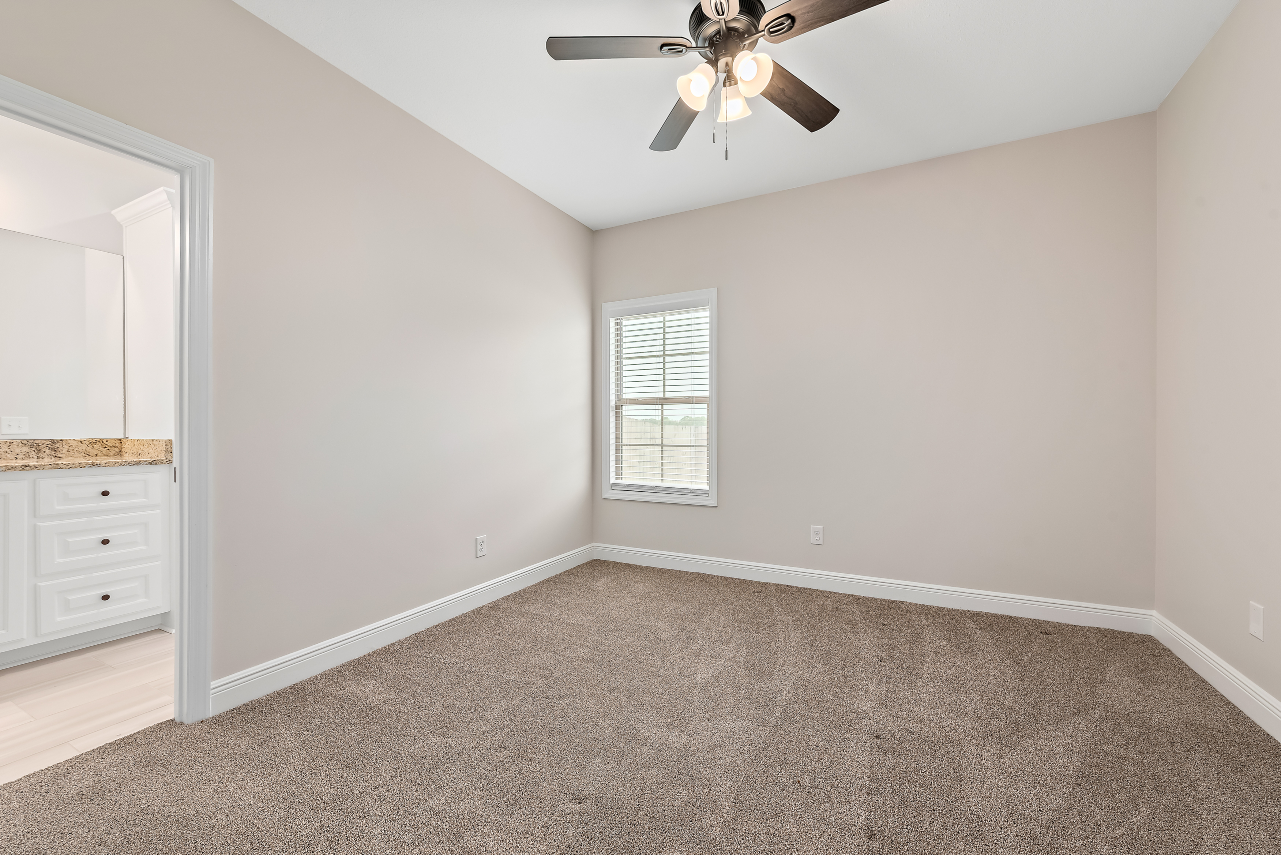 25-272 Sandbed Road-25