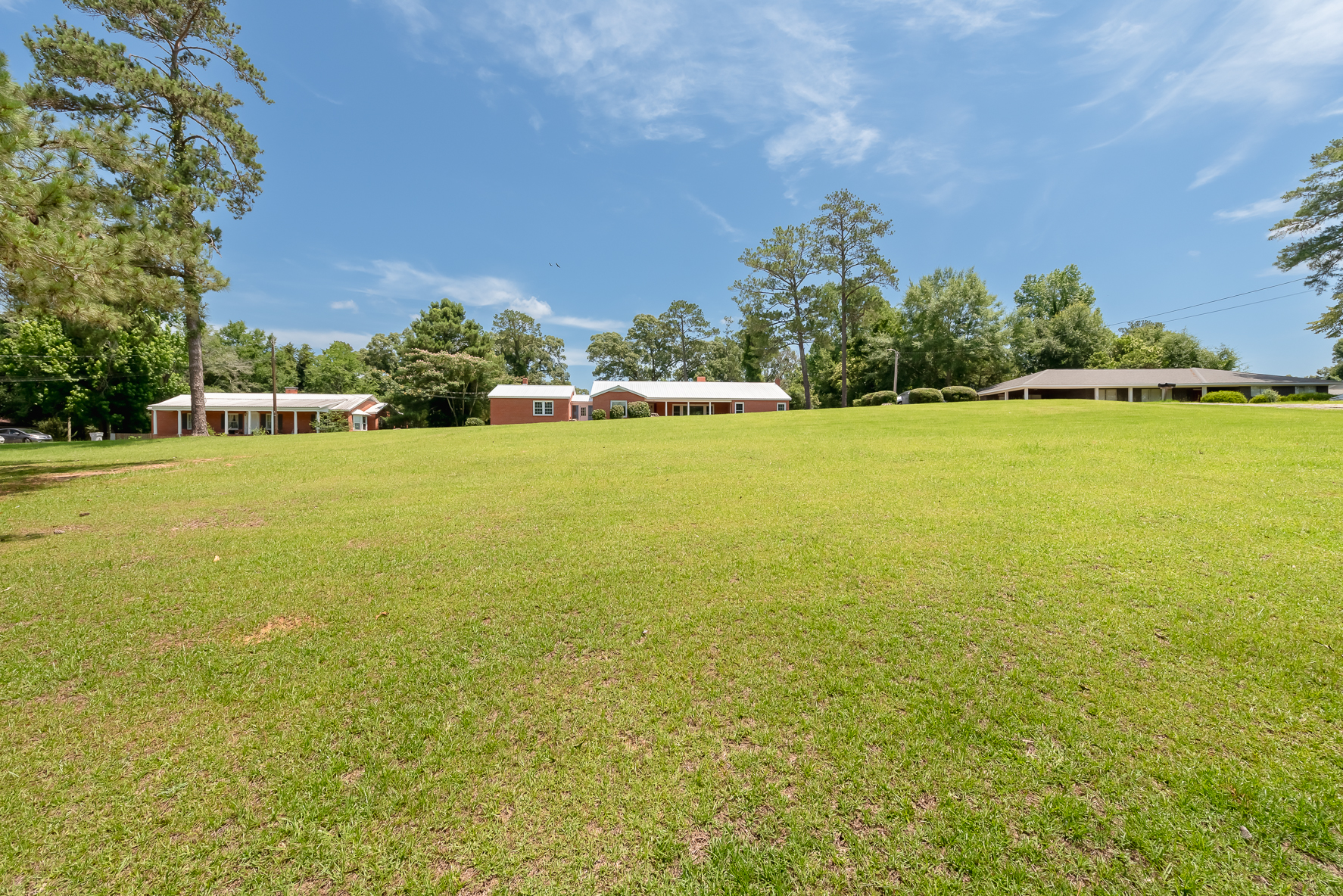 561 Davis St-WHT_6