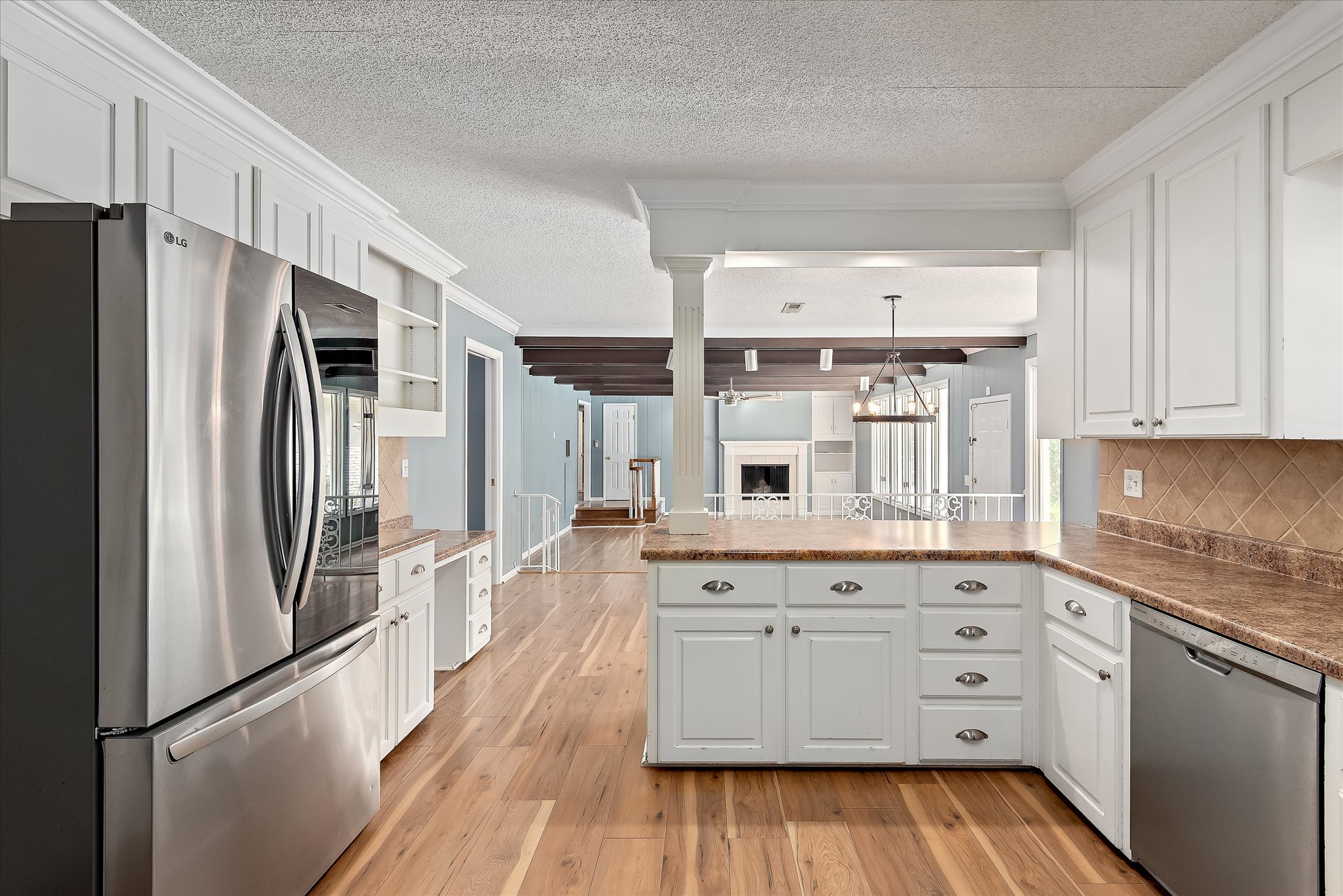 12-3507-Huntington-Place-12