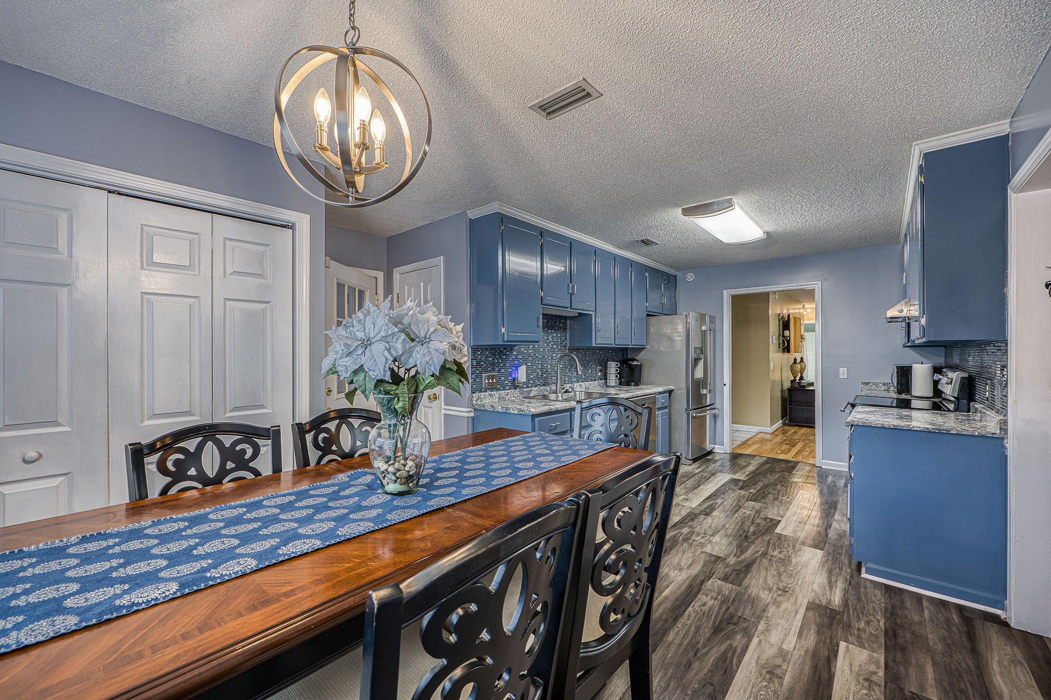 2905thorndale-14