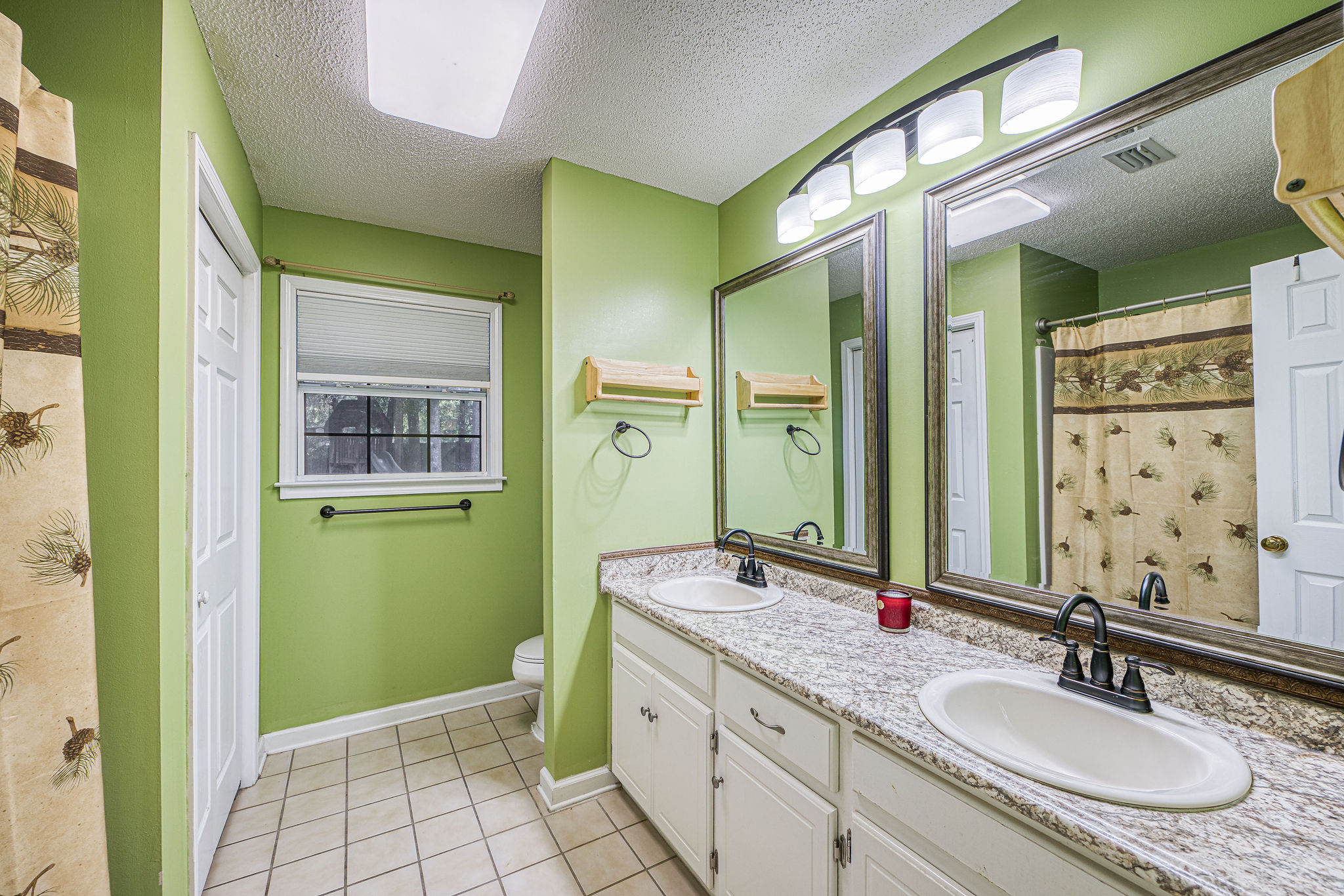 2905thorndale-20