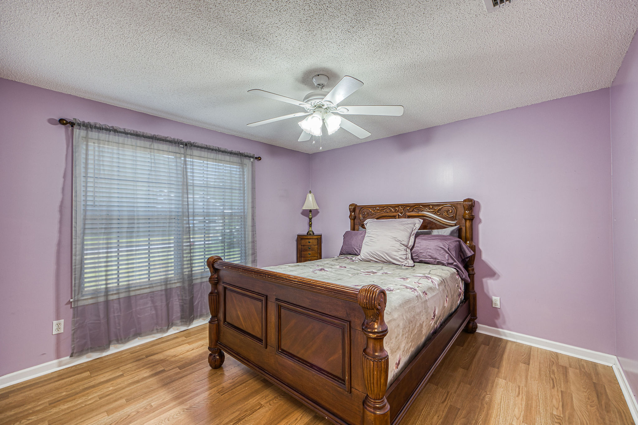 2905thorndale-23
