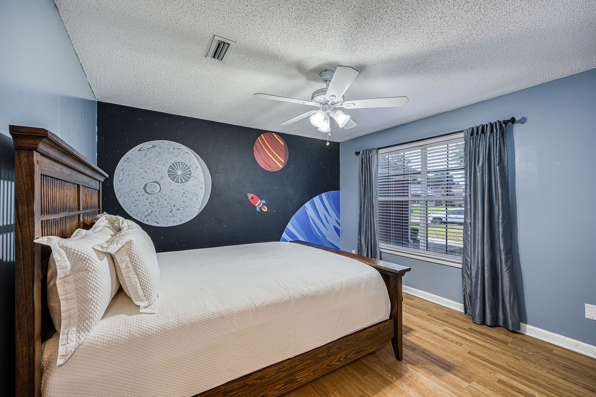 2905thorndale-25