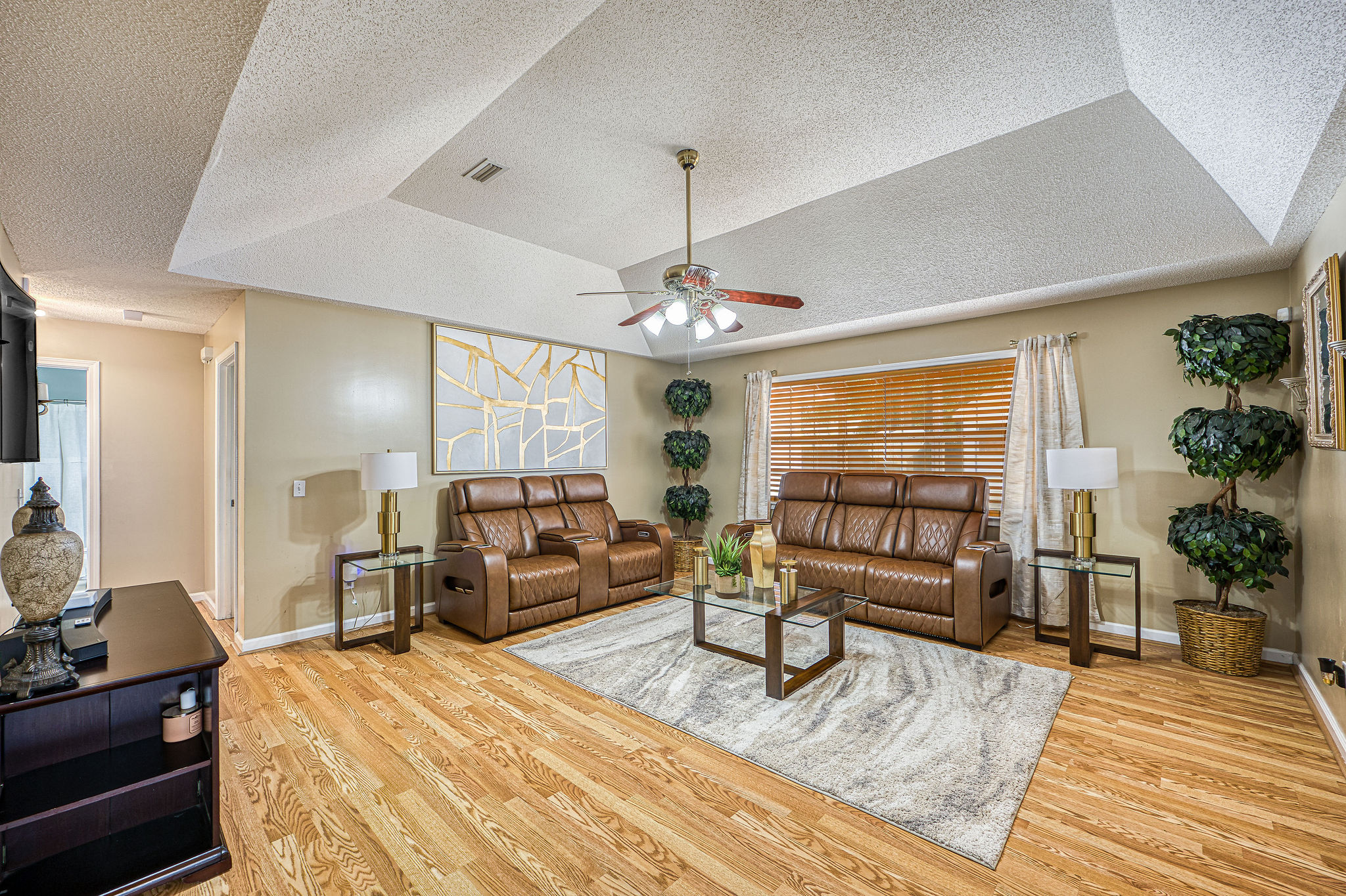 2905thorndale-8