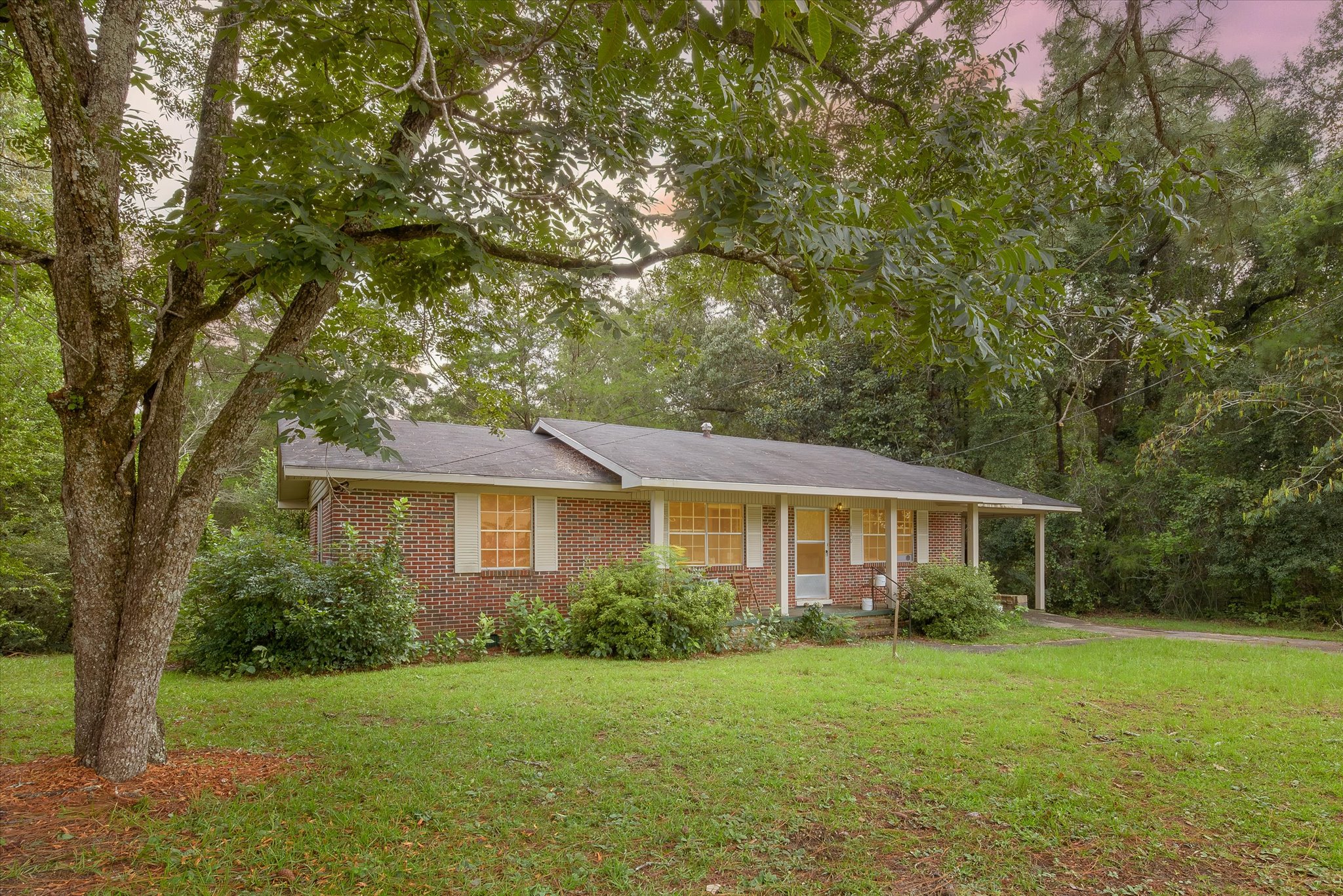 01-430-Davis-St-1