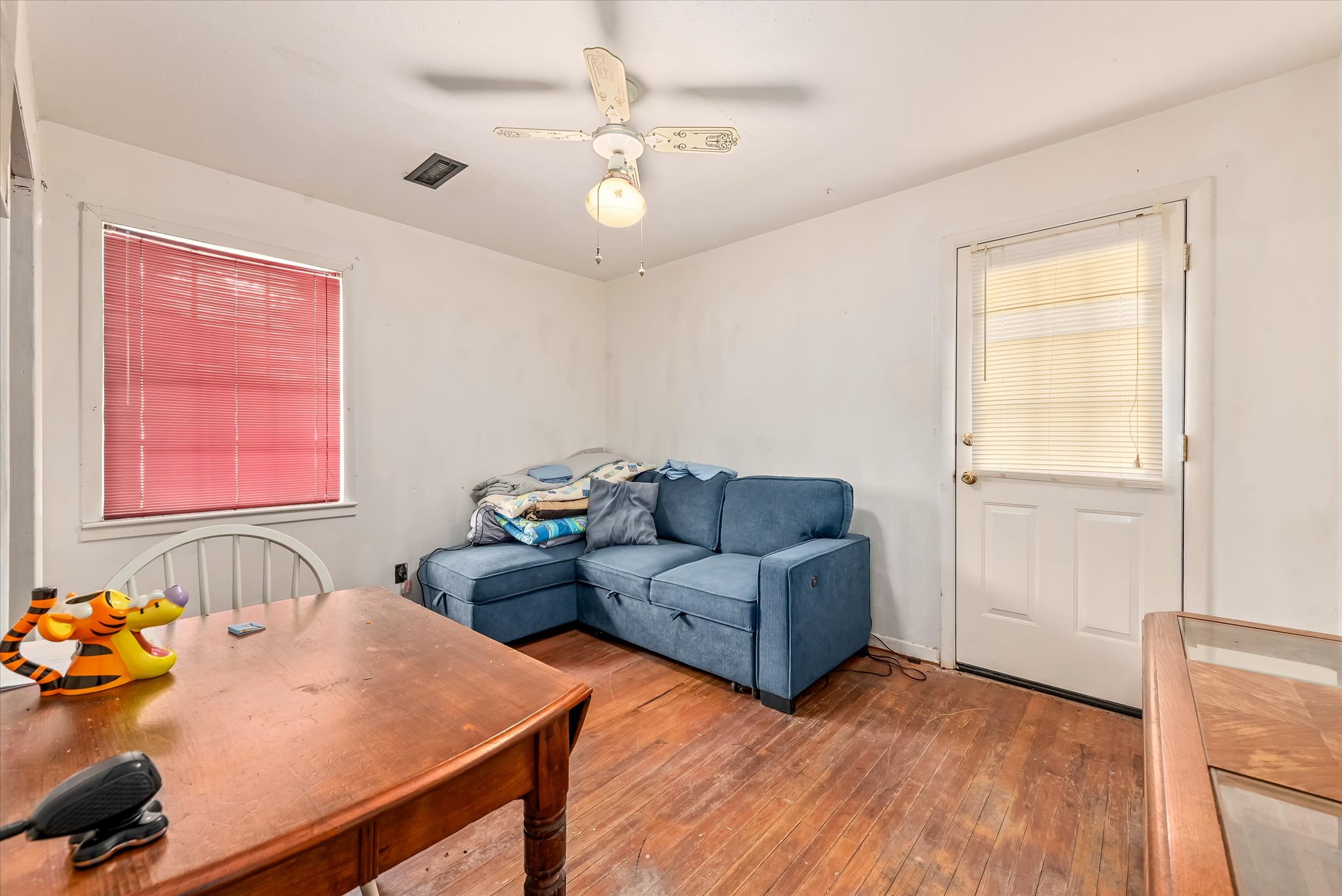 19-430-Davis-St-19