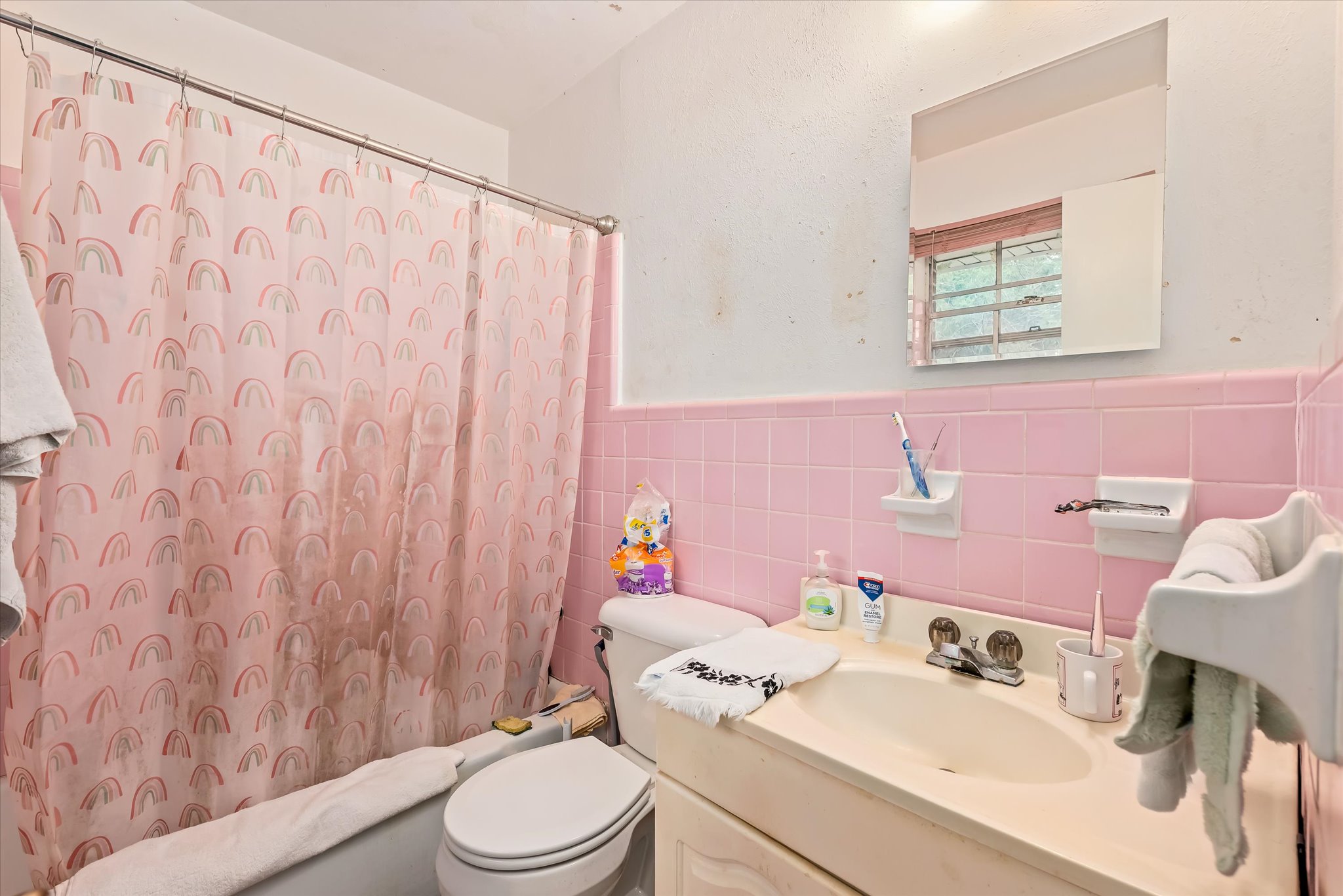 23-430-Davis-St-23