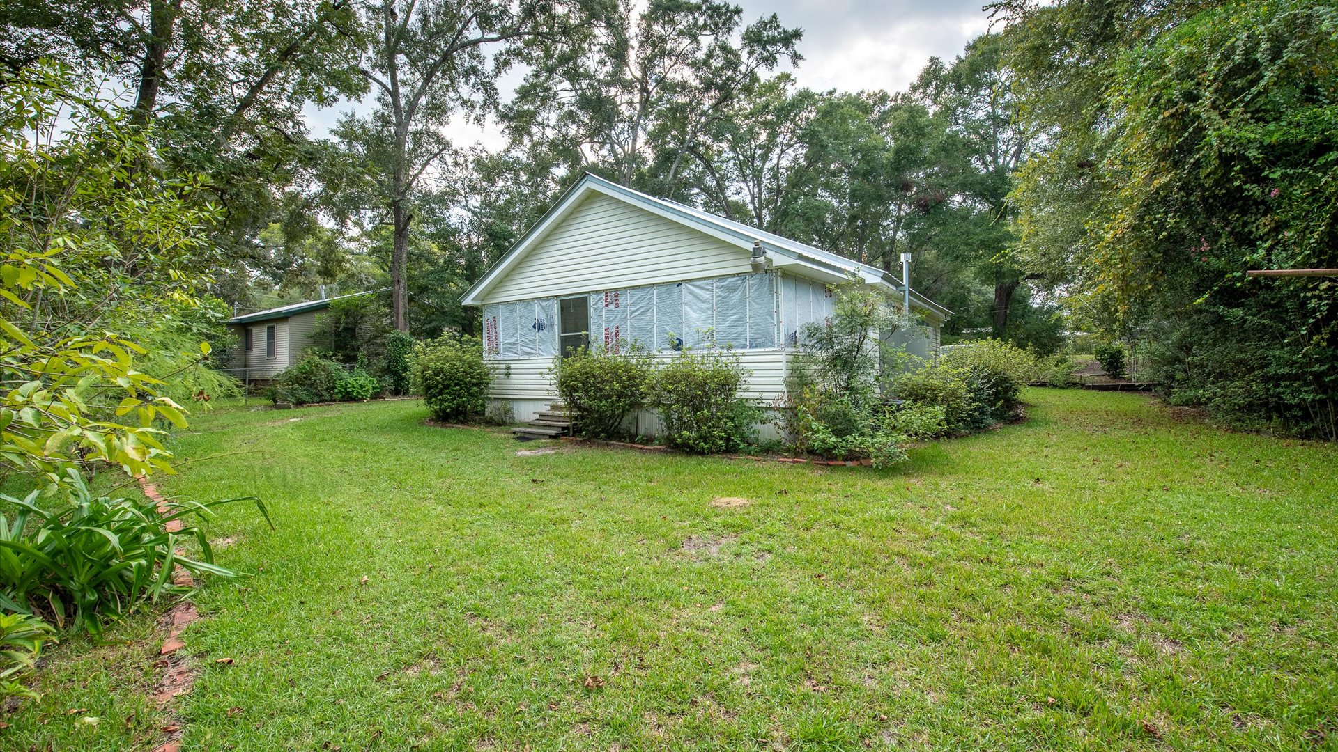 08-505-Eagen-Ave-8