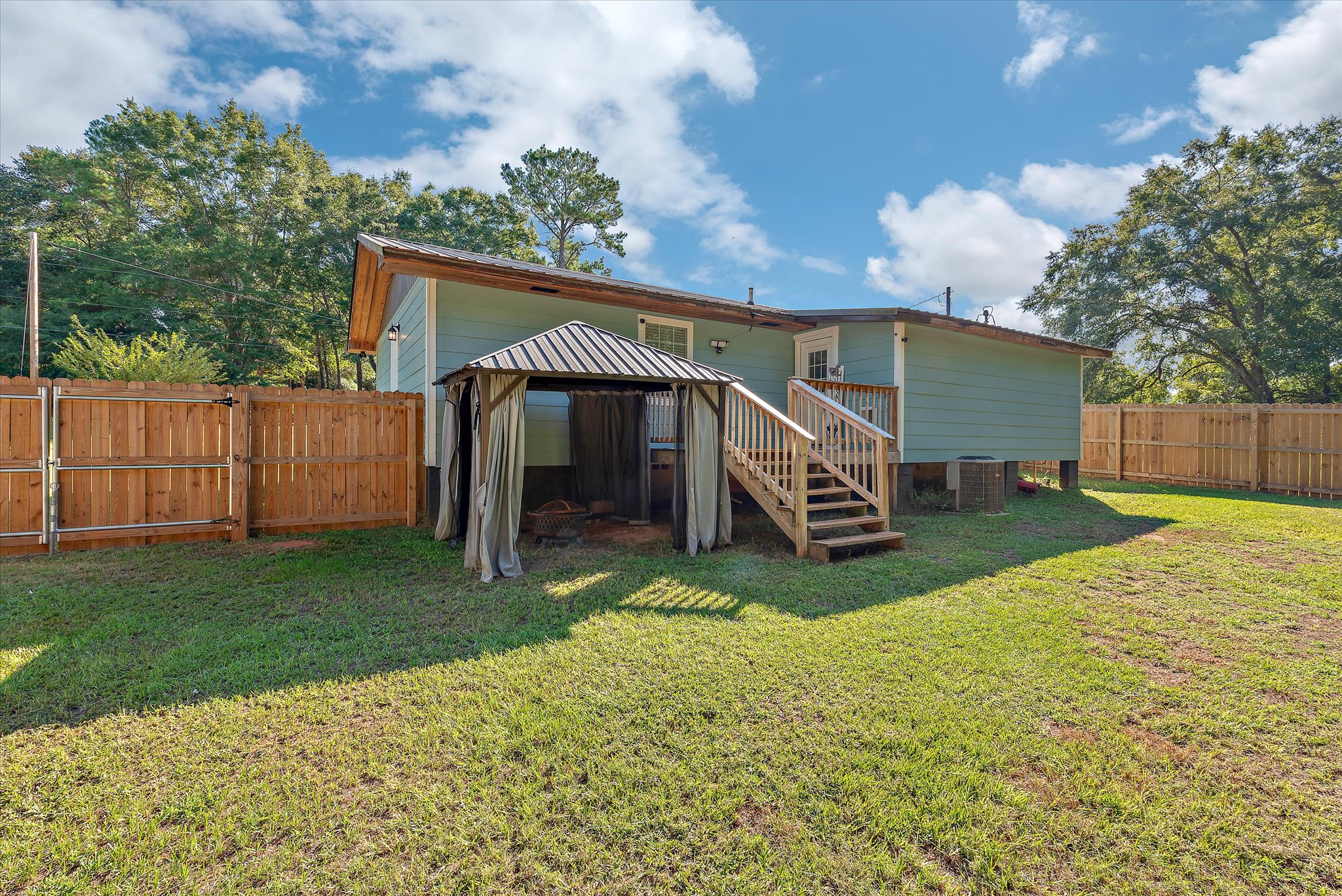 11-1370-Hubbard-Rd-11