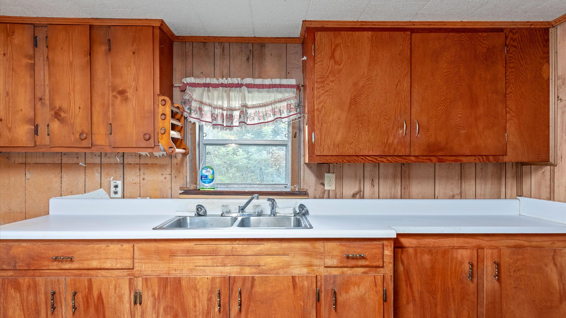 13-505-Eagen-Ave-13