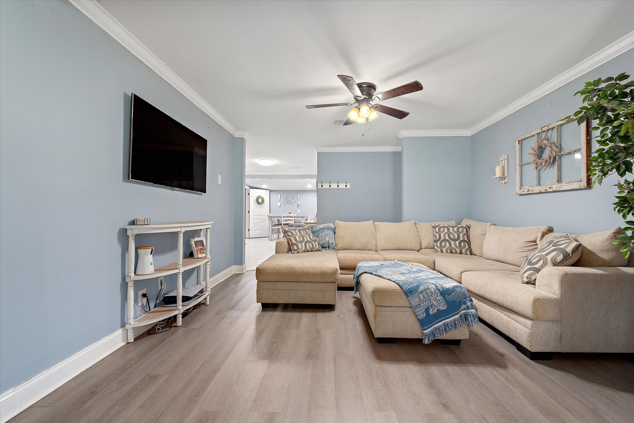 14-1370-Hubbard-Rd-14