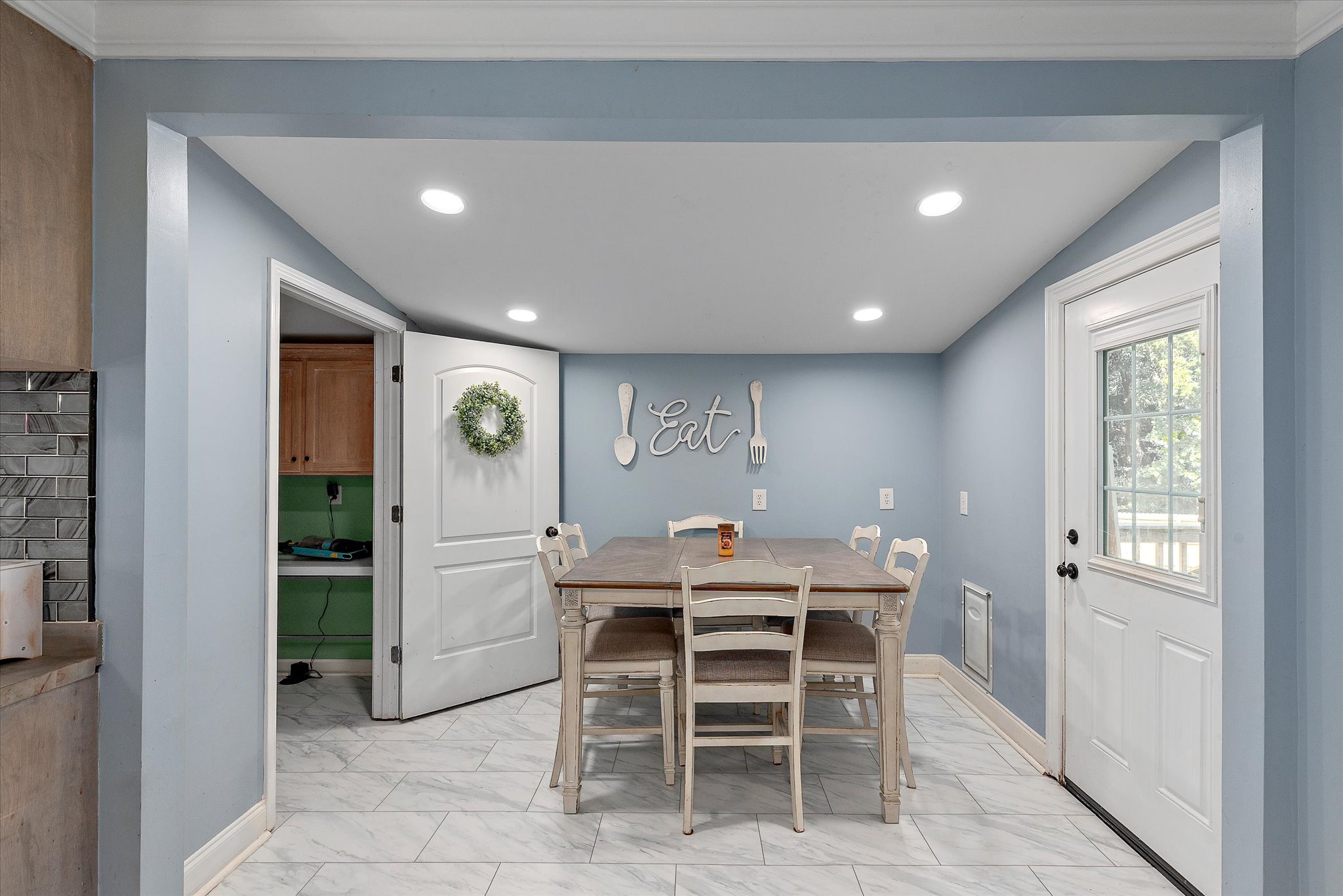 20-1370-Hubbard-Rd-20