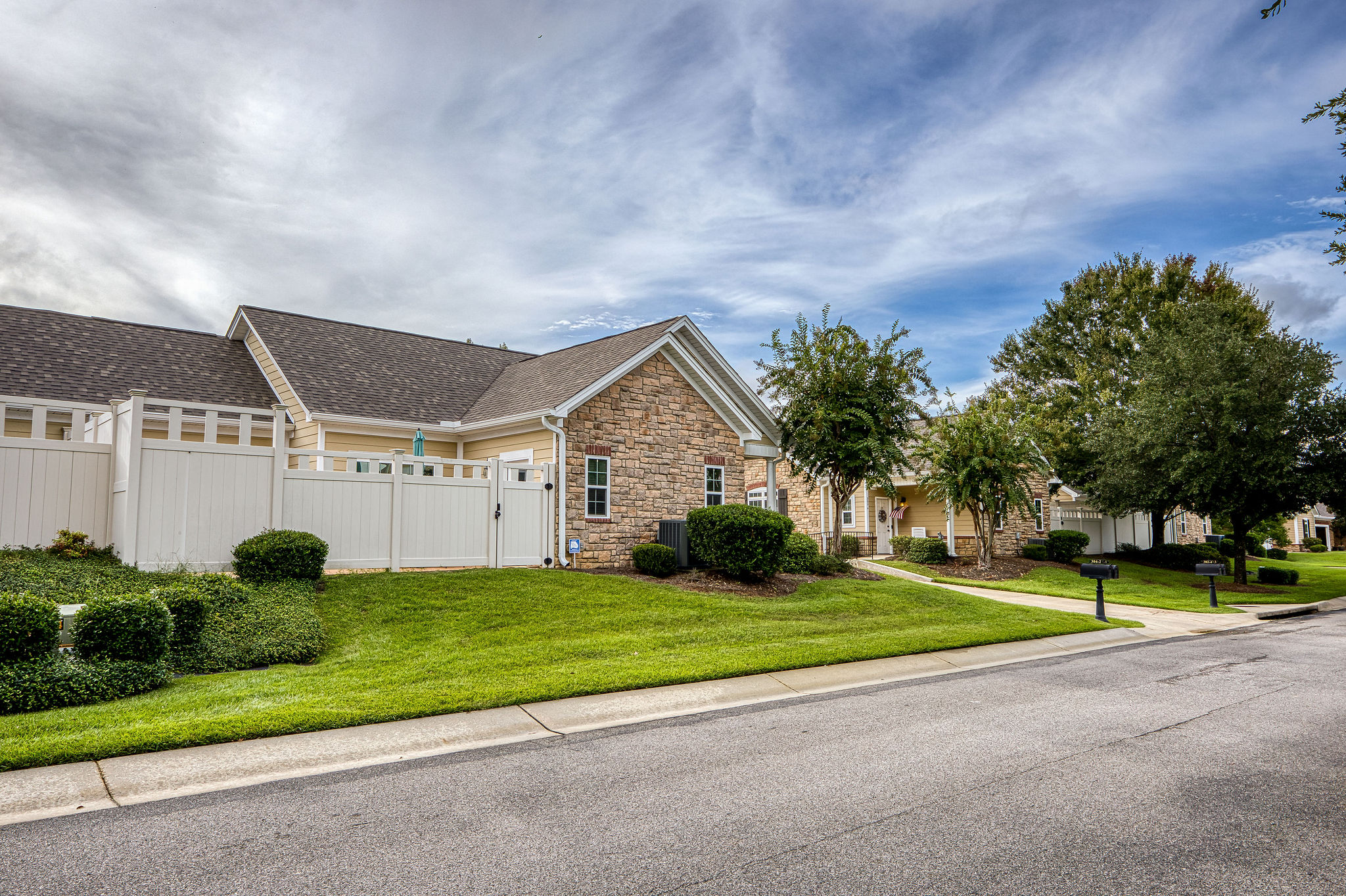 304hiddencreek1-4