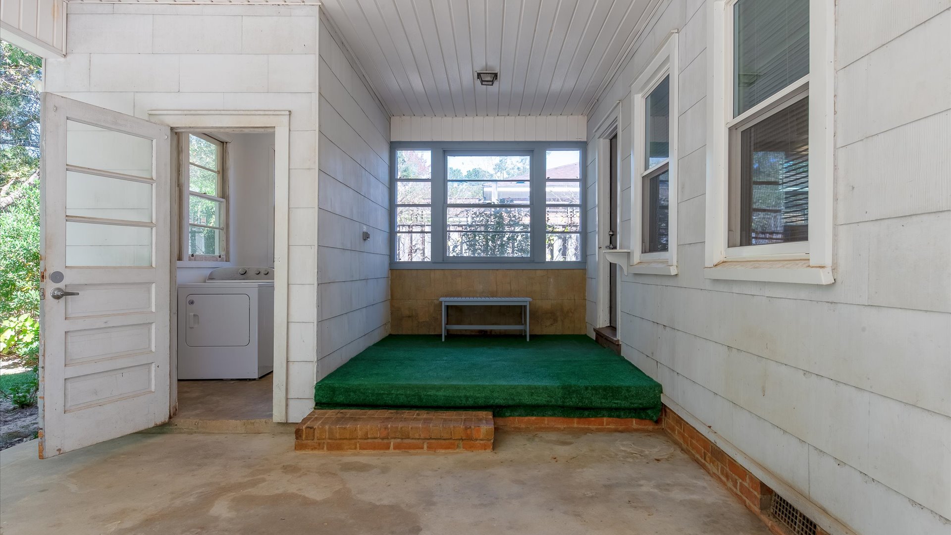 11-227-Forest-Ave-11