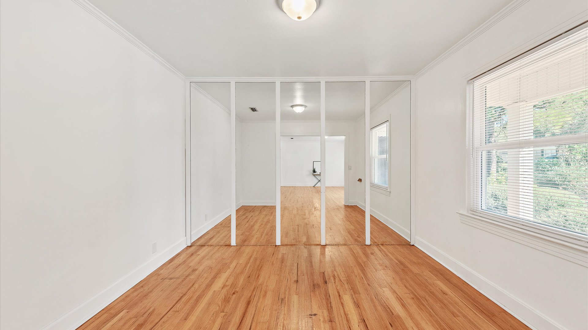 15-227-Forest-Ave-15