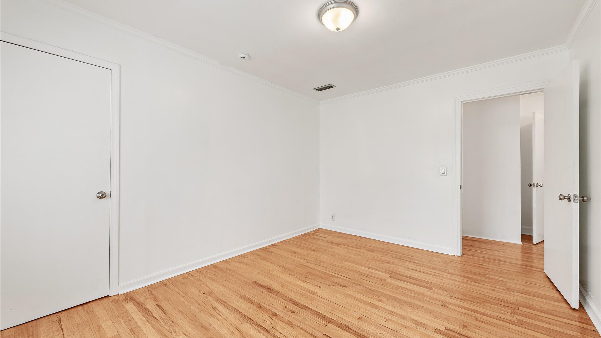 26-227-Forest-Ave-26