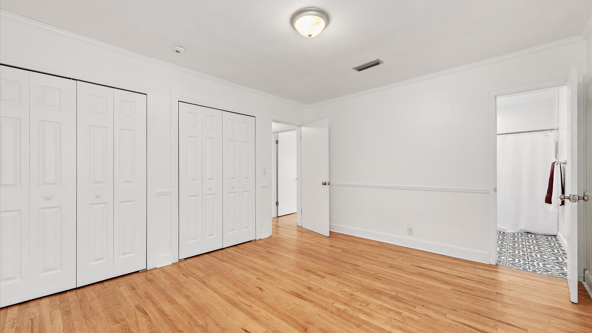 29-227-Forest-Ave-29